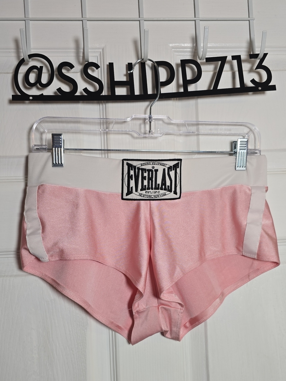 Everlast Boxer Chick Pink Satin Shorts - Medium